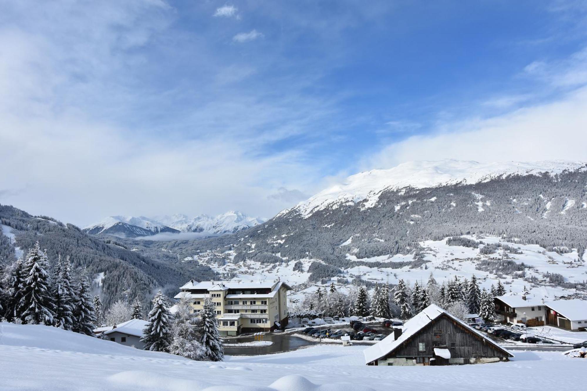 Wellness Aparthotel Panorama Alpin - Ferienwohnungen Jerzens Im Pitztal Exterior foto
