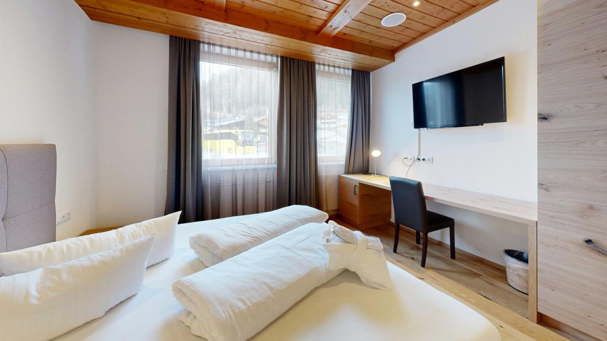 Wellness Aparthotel Panorama Alpin - Ferienwohnungen Jerzens Im Pitztal Exterior foto